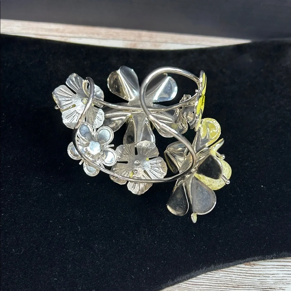 N/A charming bracelet